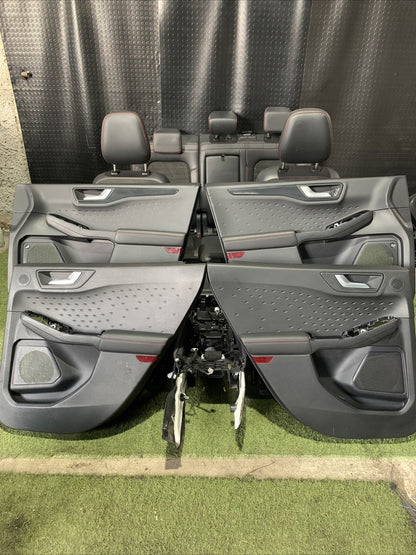 Tappezzeria Completa Sedili Interni Ford Kuga 2022 ST LINE