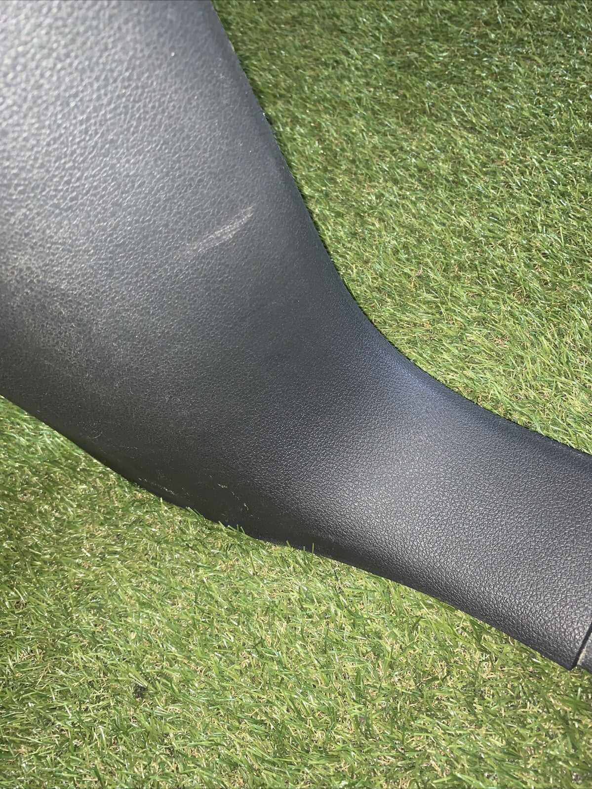 RIVESTIMENTO VANO PIEDI LATERALE ANTERIORE DESTRO AUDI Q7 2016 4M1867272A