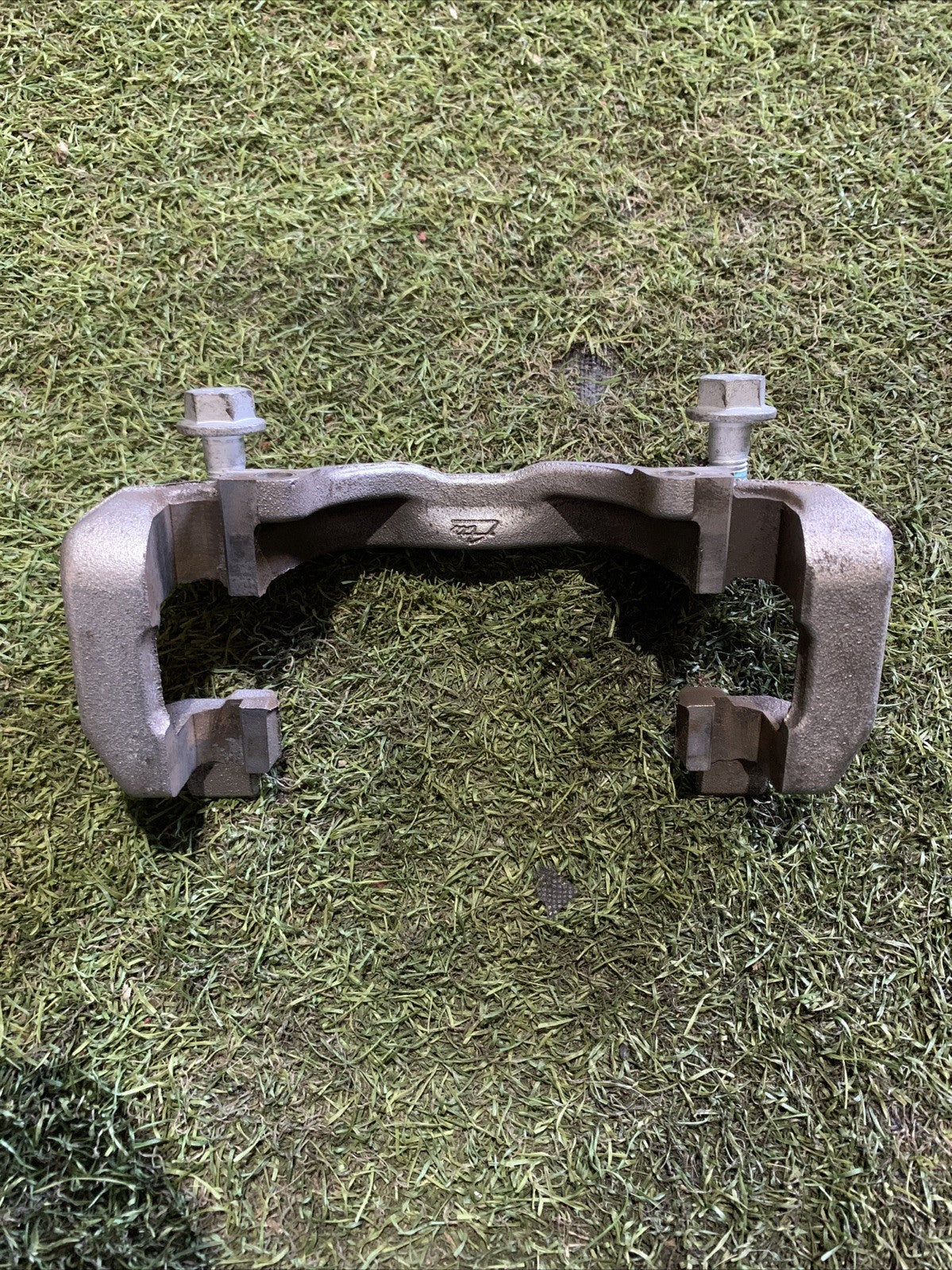 Porta Pinza Freno Anteriore Destra Peugeot 3008 2020 1.5 Diesel 1647880180