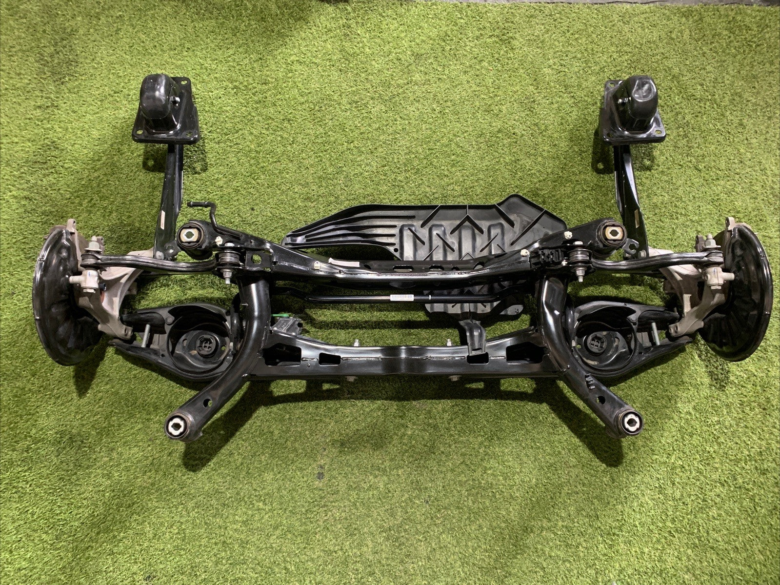 Ponte Assale Posteriore Volkswagen Tiguan 2023 1.5 Benzina 3Q0505235AH 2X4