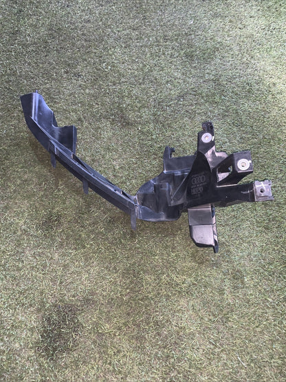 AUDI Q5 FY supporto staffa faro destro 80A805608B 2021