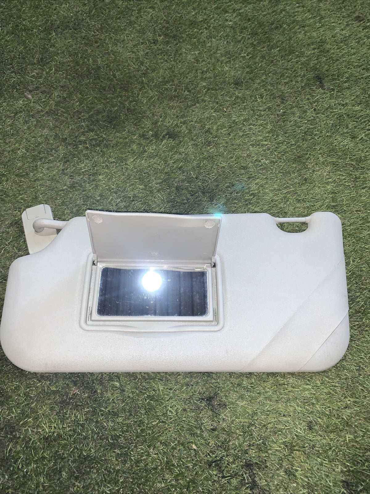 Aletta Parasole Anteriore Sinistra Ford Fiesta 6 Serie 