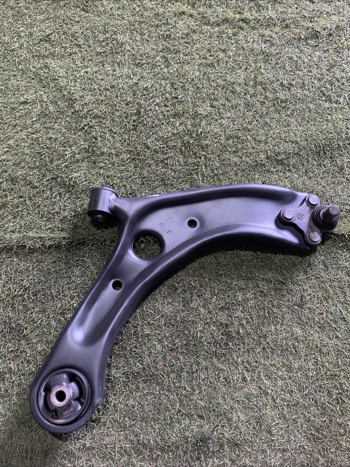 BRACCIO OSCILLANTE ANTERIORE DESTRO HYUNDAI TUCSON 2020 1.6 DIESEL/ELETTRICA
