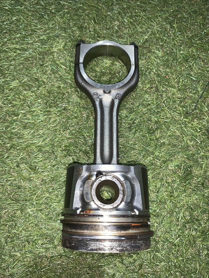 Pistone Motore Peugeot 2008 1.6 Diesel 9H05 1607373680 (3)