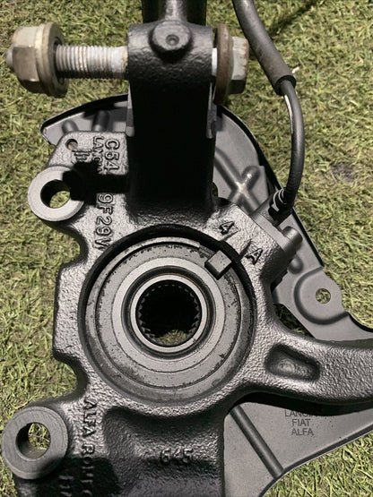 Mozzo Montante Fusello Anteriore Destro Fiat Panda 3S  0.9 TWINAIR  52018644 (2)