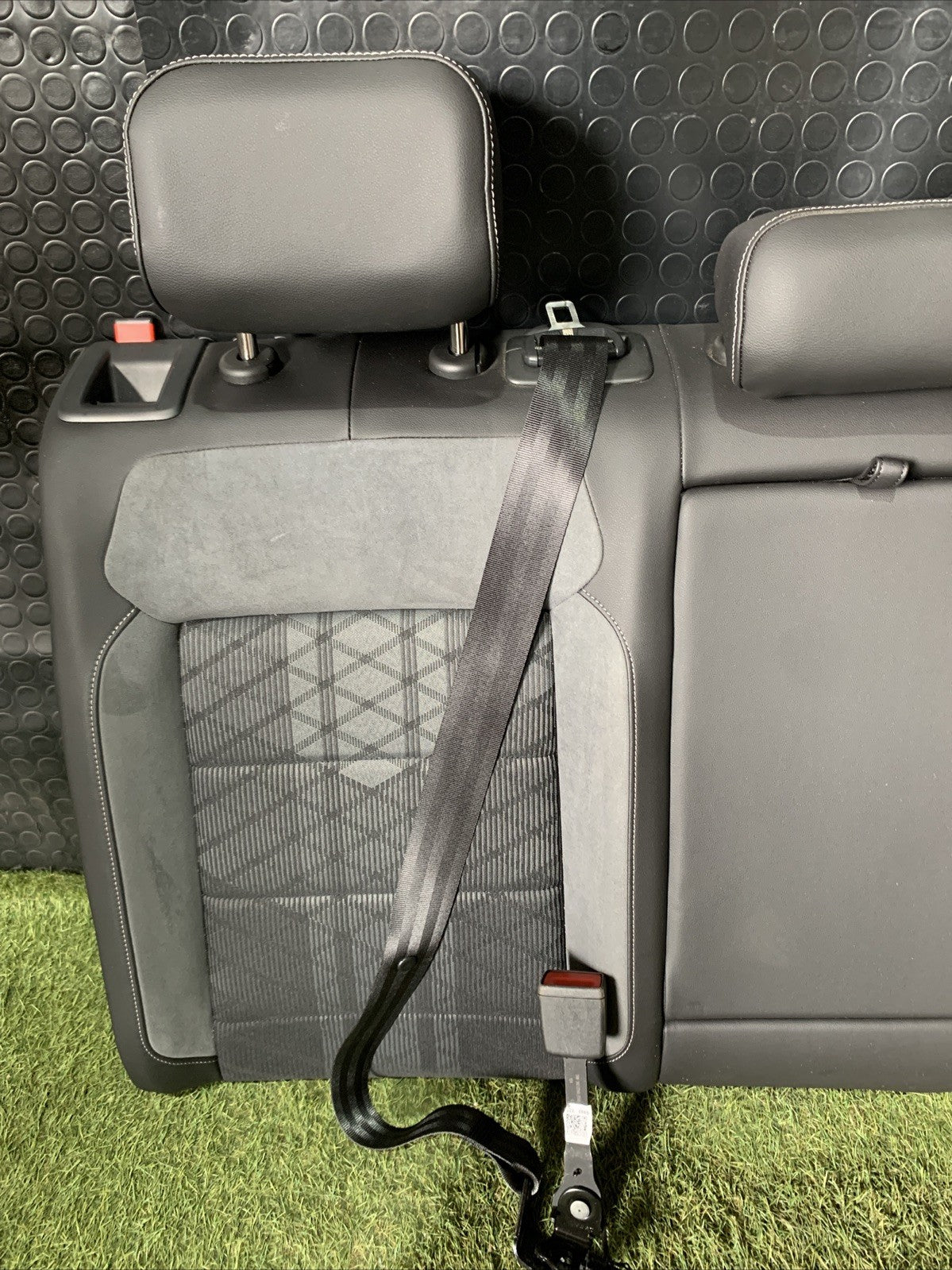 TAPPEZZERIA COMPLETA CON PANNELLI VOLKSWAGEN T-ROC 2024 R-LINE