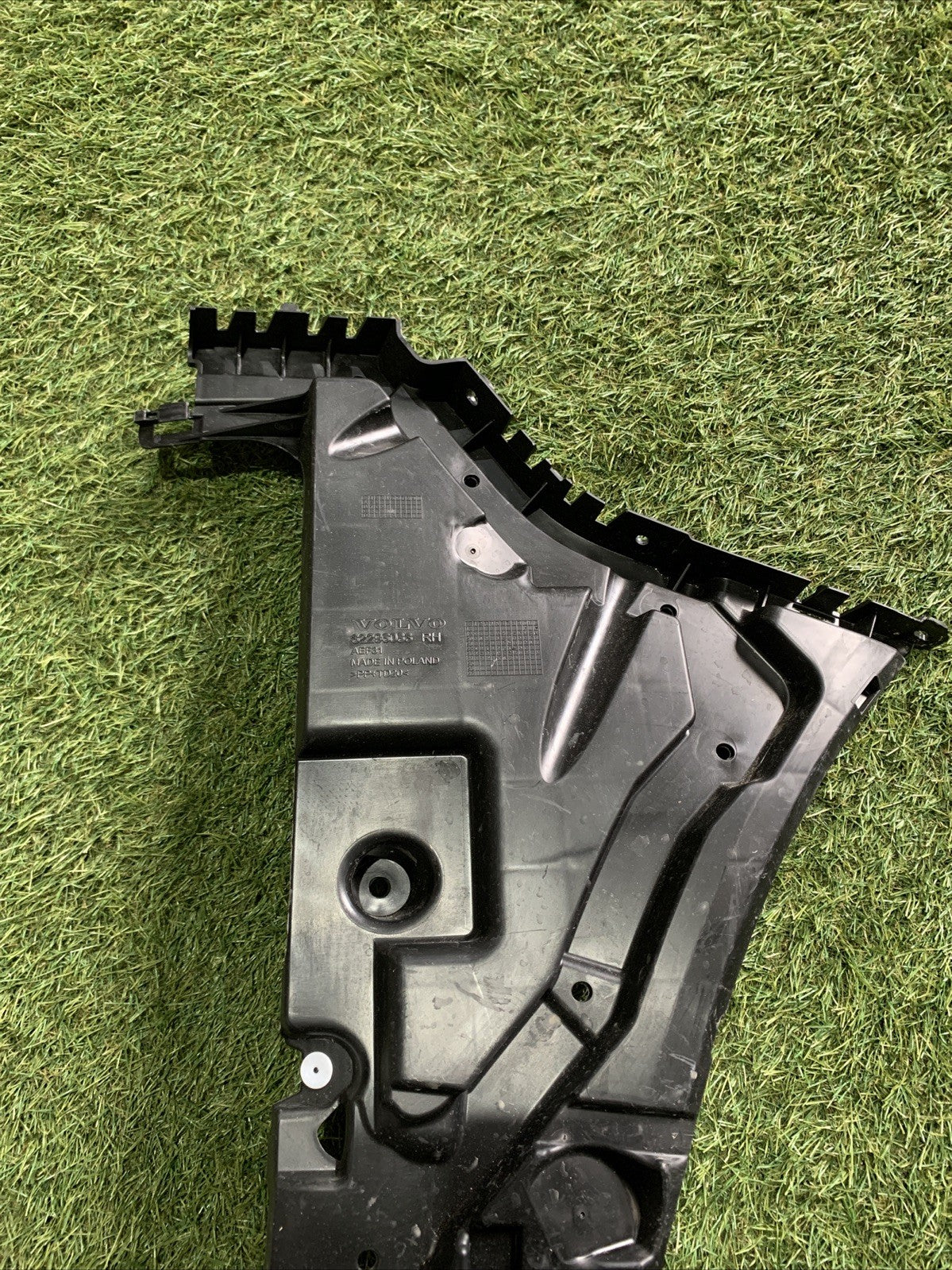 Staffa Paraurti Posteriore Destra Volvo XC60 2025 32296033