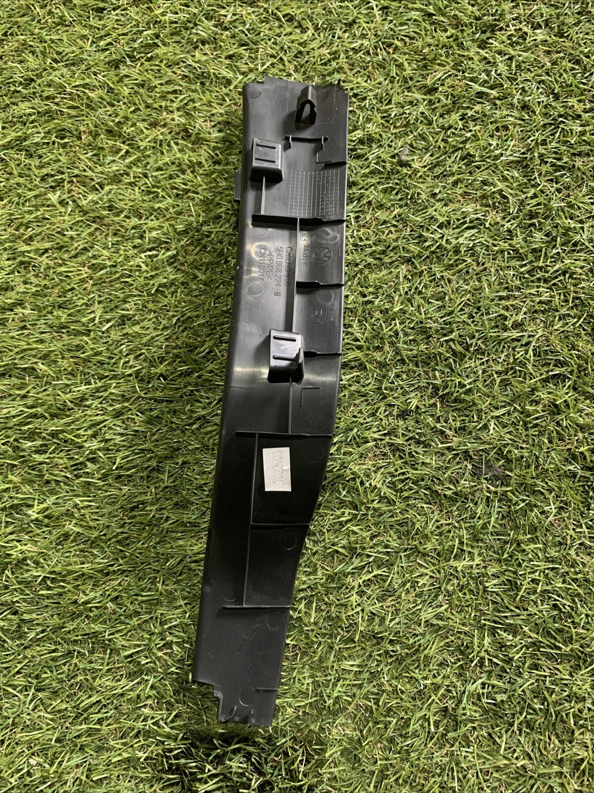 5H0868224B RIVESTIMENTO MONTANTE ANTERIORE INFERIORE DESTRO VOLKSWAGEN GOLF 8