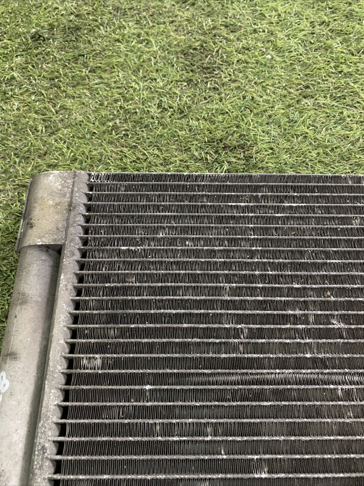 CONDENSATORE ARIA CONDIZIONATA FIAT GRANDE PUNTO 55700406 1.2 BENZINA