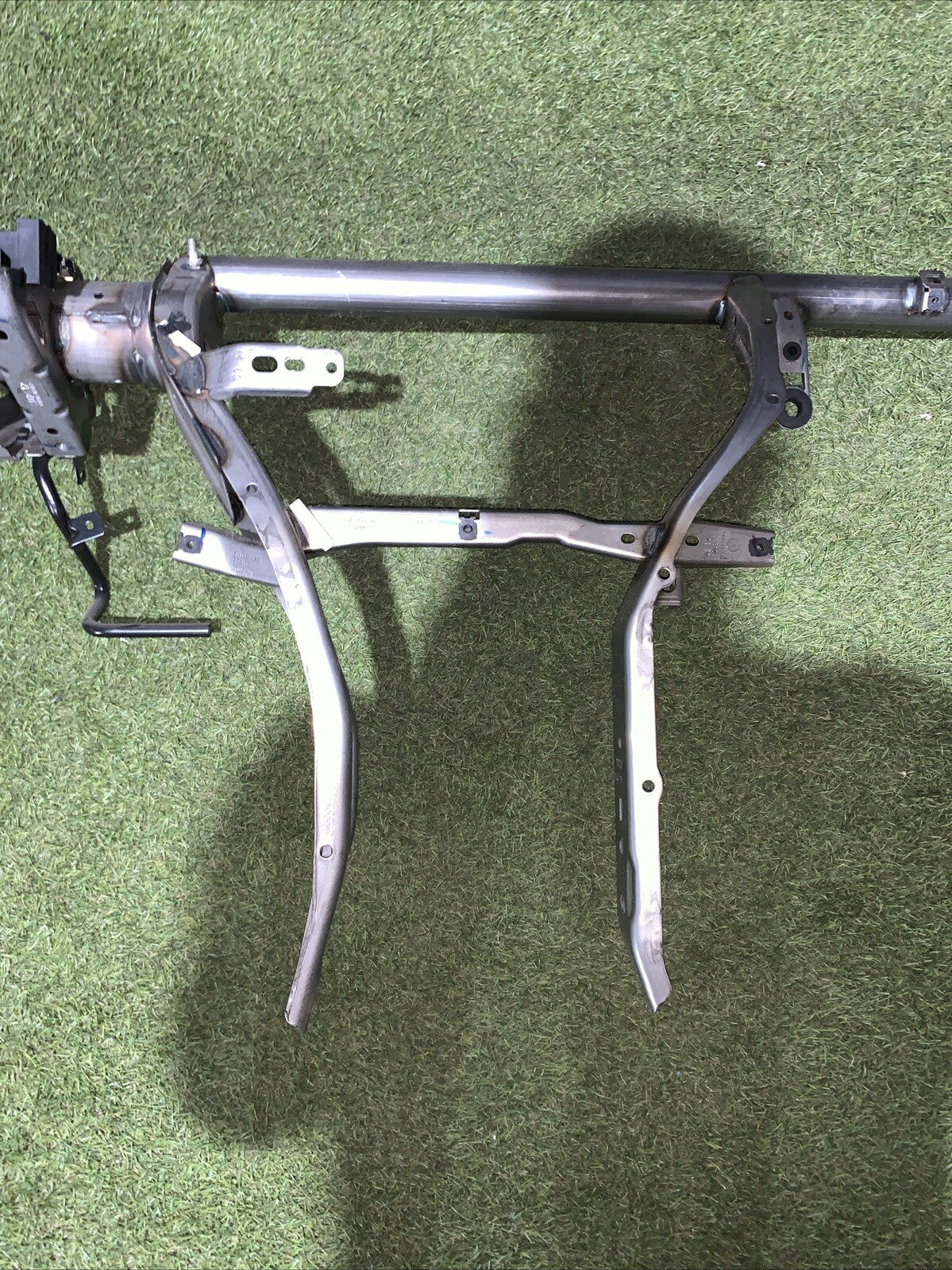 Traversa Supporto Cruscotto Volkswagen Golf 8R