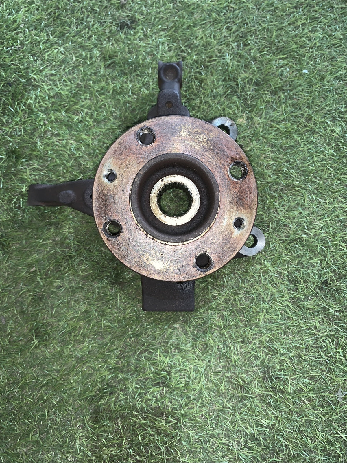 FUSELLO MOZZO MONTANTE ANTERIORE DESTRO DACIA SANDERO 2 (2012 >) 1.0 Sce 75 73CV