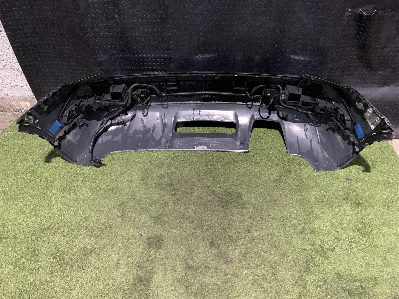 Paraurti Posteriore Con Sensori Di Parcheggio Audi Q3 2016 (2)