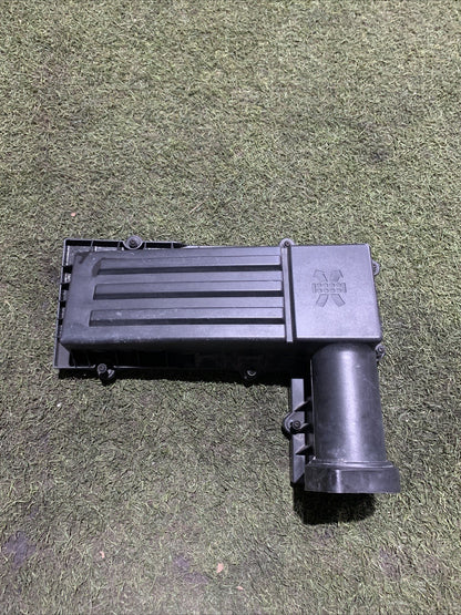 Coperchio Scatola Filtro Volkswagen Golf 5 1.9  3C0129601CA