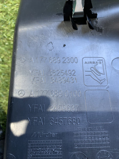 Modanatura Rivestimento Cruscotto Laterale Destra Mercedes Classe A W177