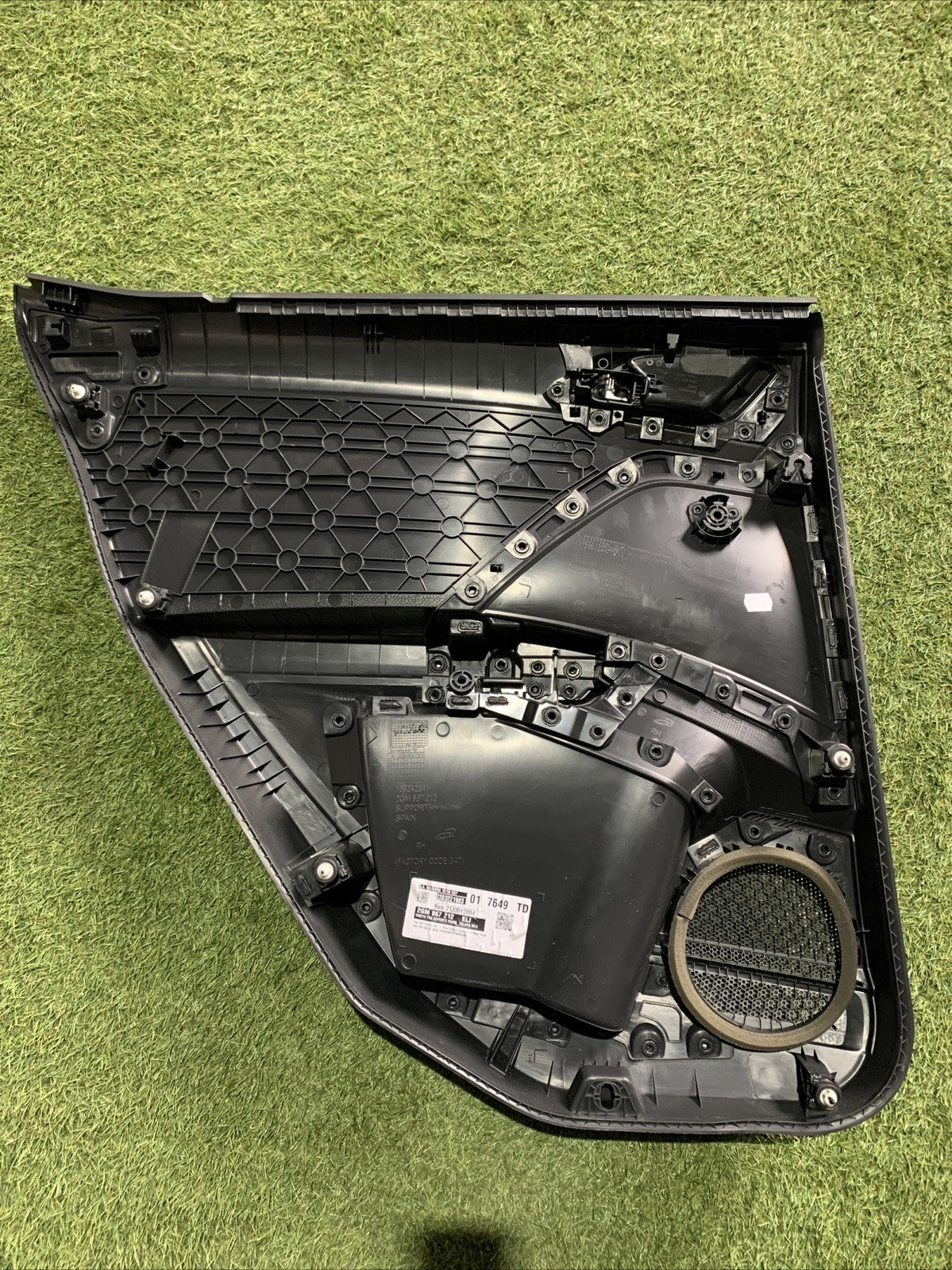 2GM867212 PANNELLO INTERNO PORTIERA POST DX VOLKSWAGEN T-CROSS (2)