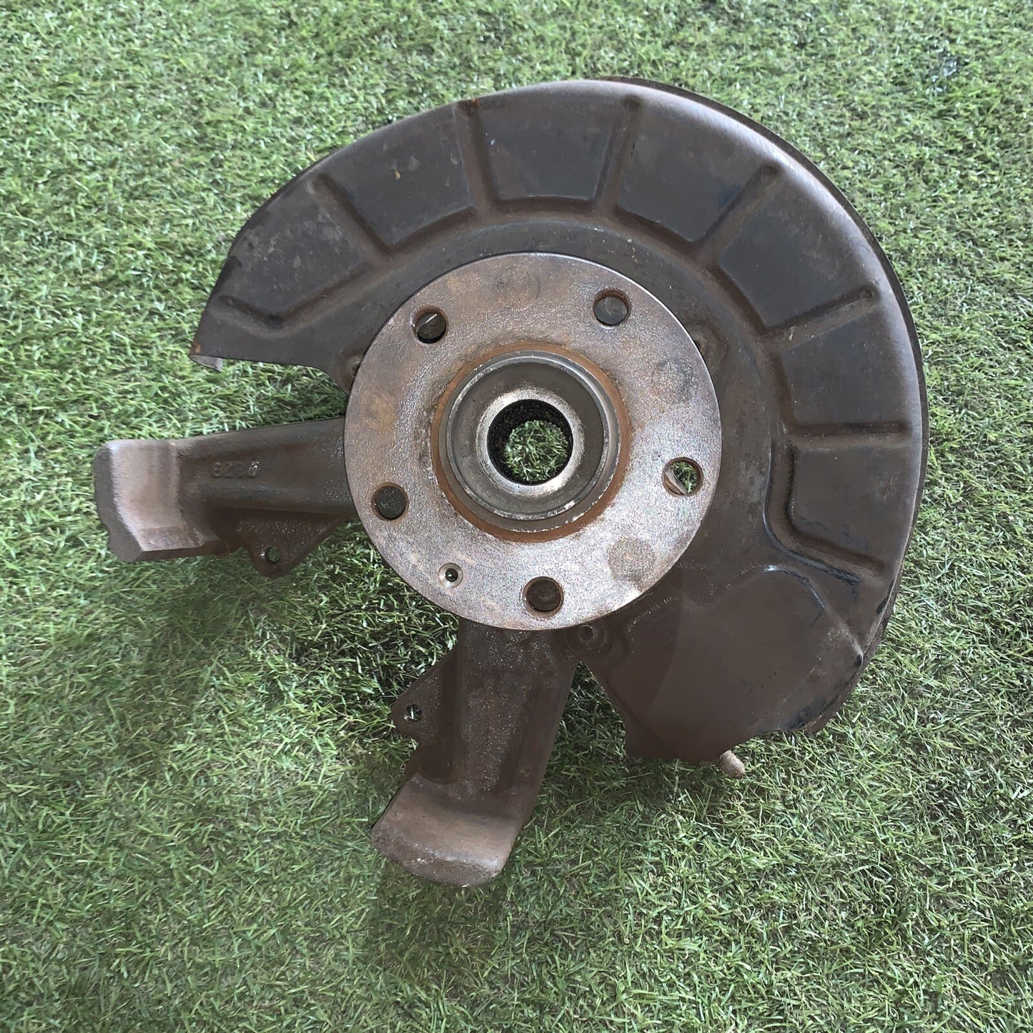 1K0407255T MOZZO MONTANTE FUSELLO ANTERIORE SINISTRO VOLKSWAGEN GOLF 5 1.9