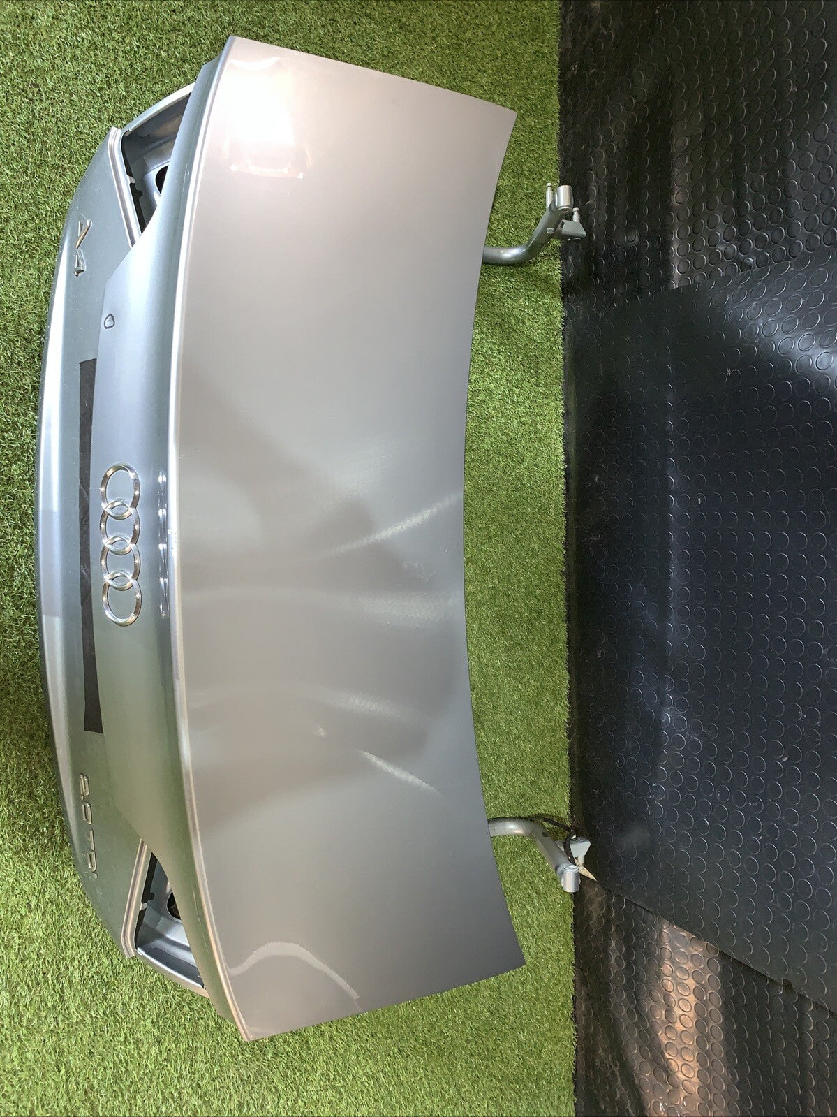 cofano baule bagagliaio posteriore audi A4 berlina 2010