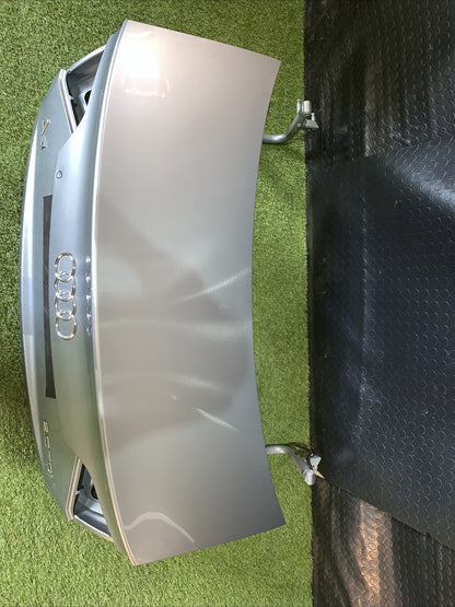 cofano baule bagagliaio posteriore audi A4 berlina 2010