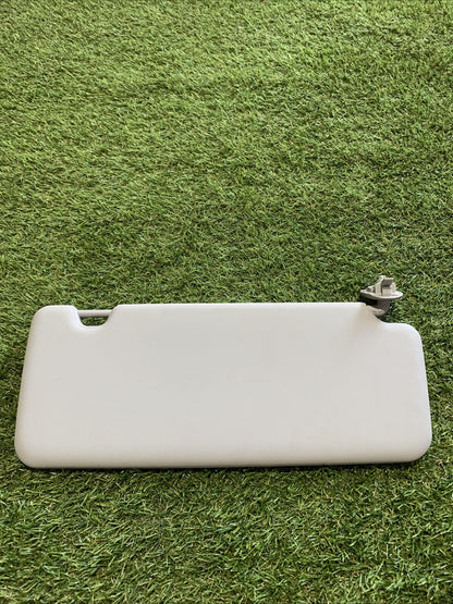 85210R2000ED ALETTA PARASOLE SINISTRA KIA SPORTAGE 2023