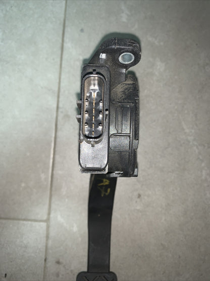 8K1723523 PEDALE ACCELERATORE audi q5 A5 A4