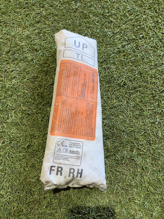 AIRBAG SEDILE DESTRO HYUNDAI Tucson serie 88920-D3000 (15)