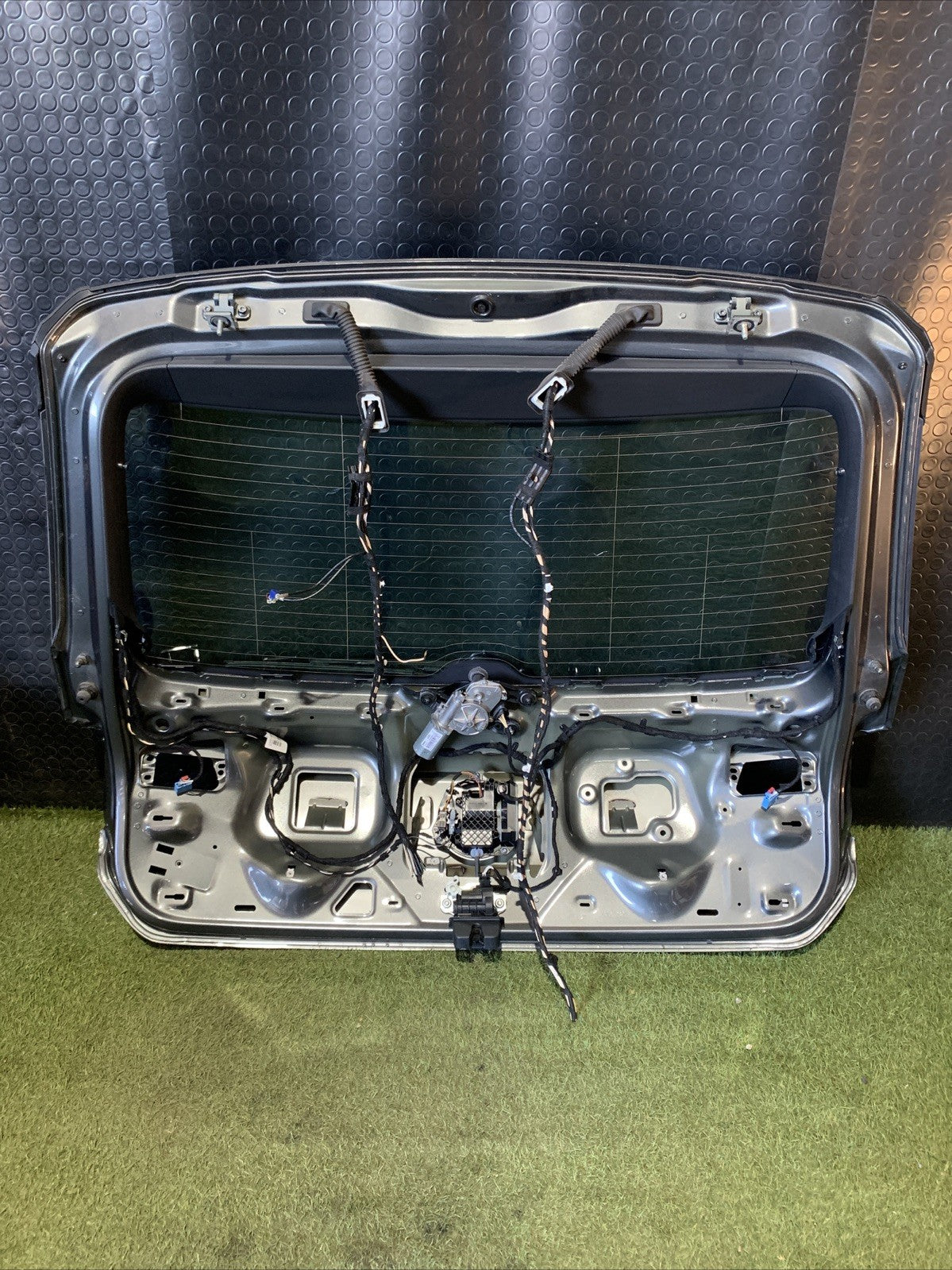 COFANO BAULE PORTELLONE POSTERIORE VOLKSWAGEN T-ROC 2023