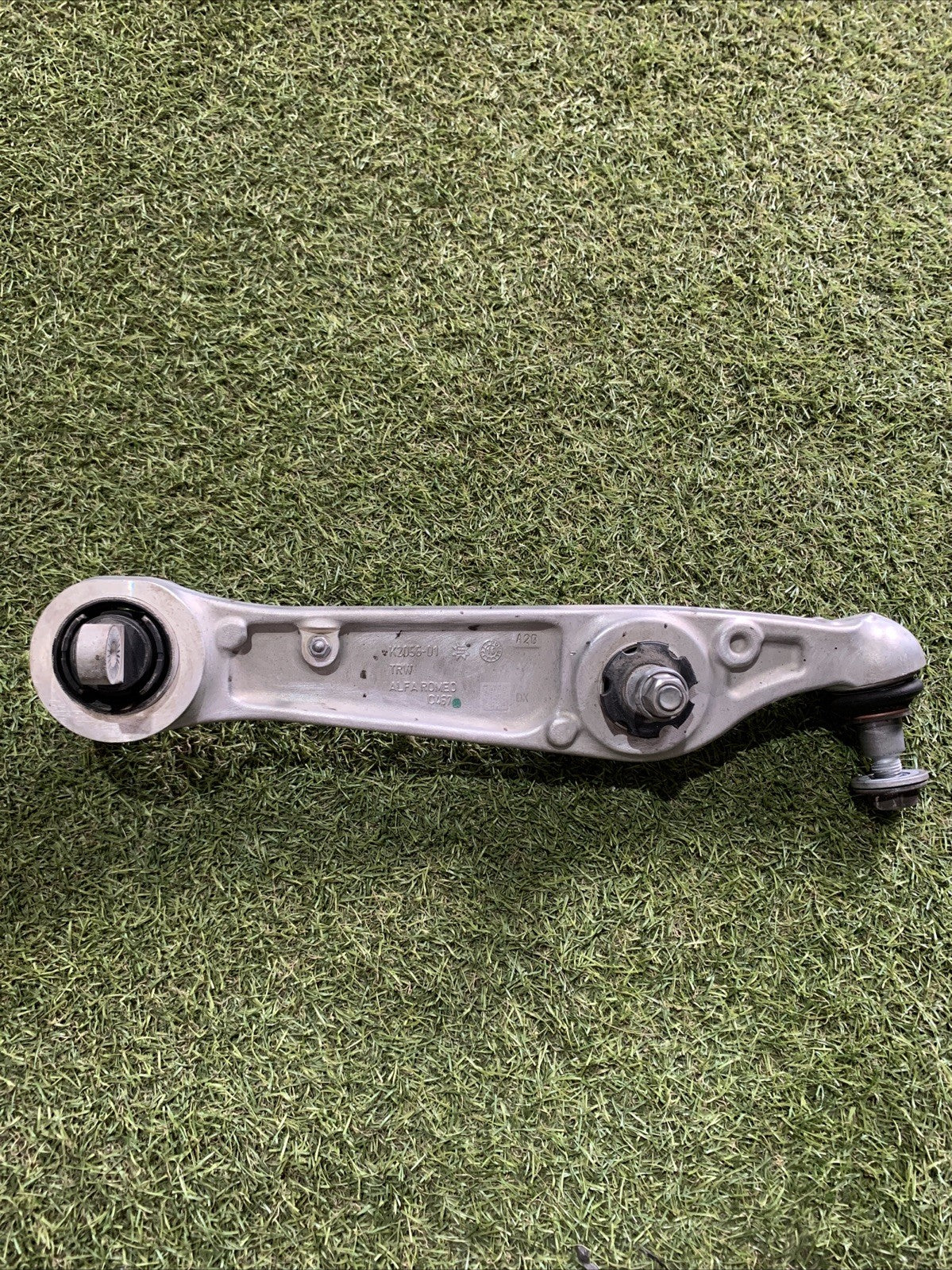 Braccio Oscillante Anteriore Destro Alfa Romeo Giulia 50541776