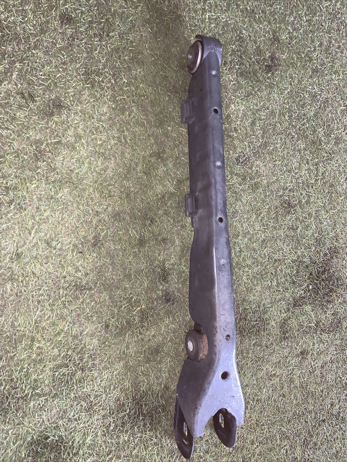 Braccio Inferiore Posteriore Sinistro Alfa Romeo Giulietta 00505219290