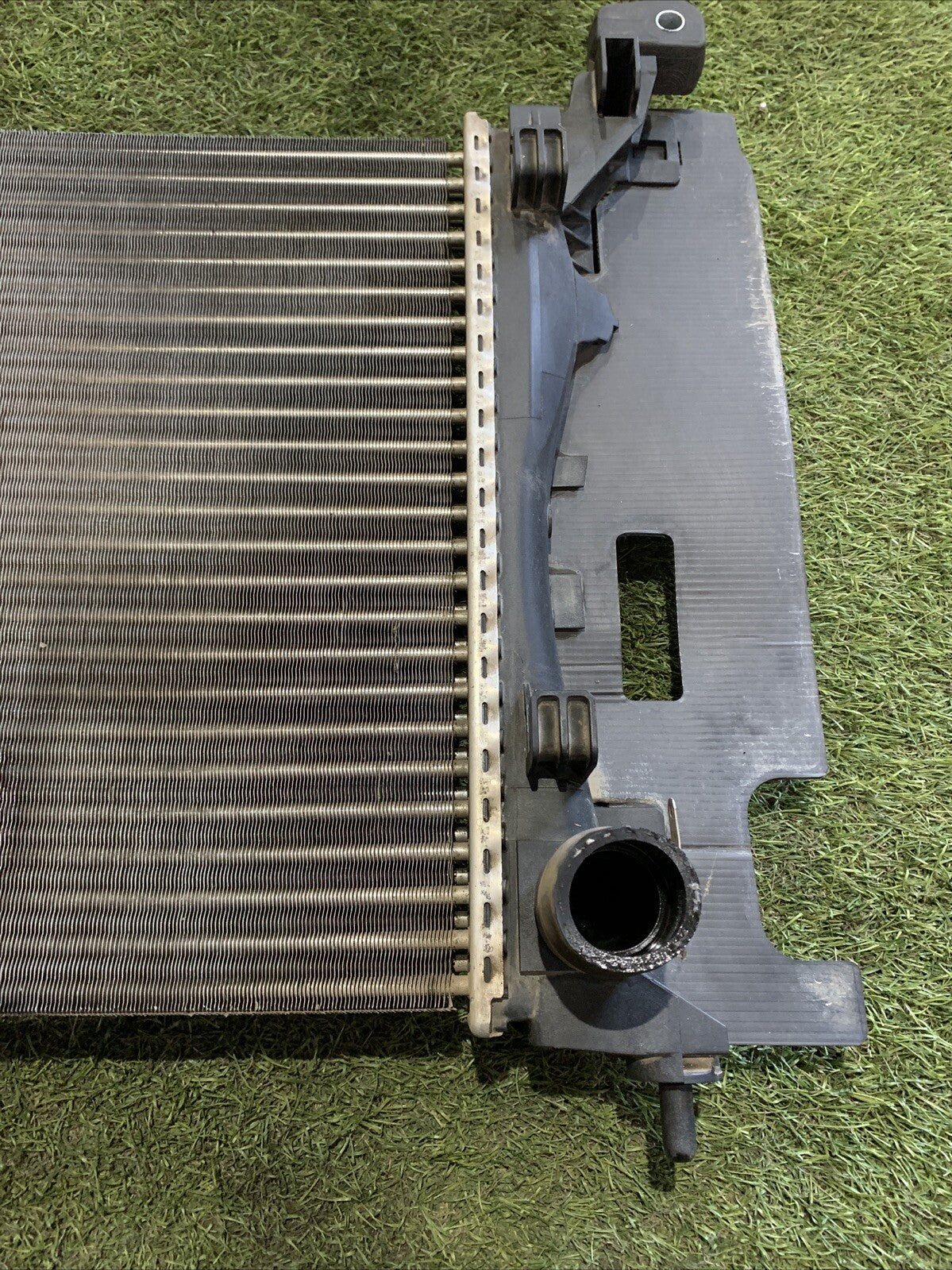 55700447 RADIATORE ACQUA FIAT GRANDE PUNTO (199) 1.2B (2005 2012) (2)