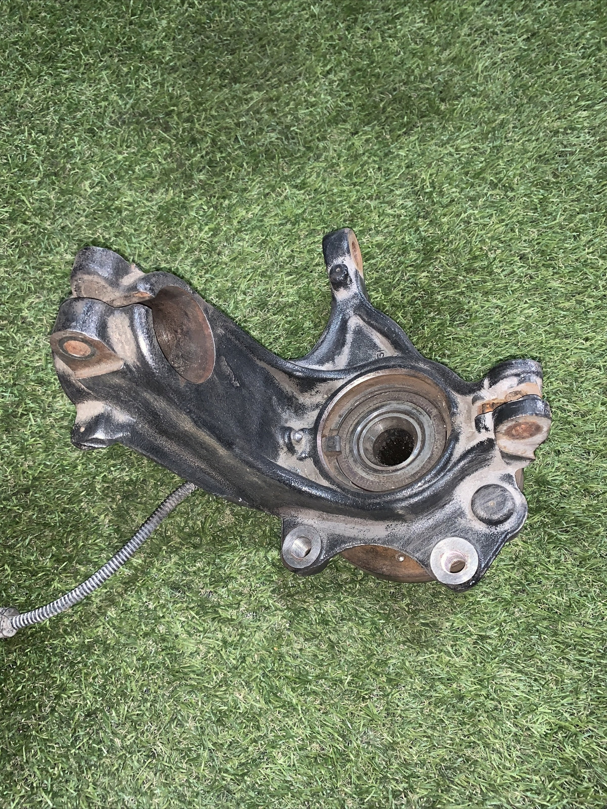 Mozzo Montante Anteriore Destro Peugeot 208 1.6