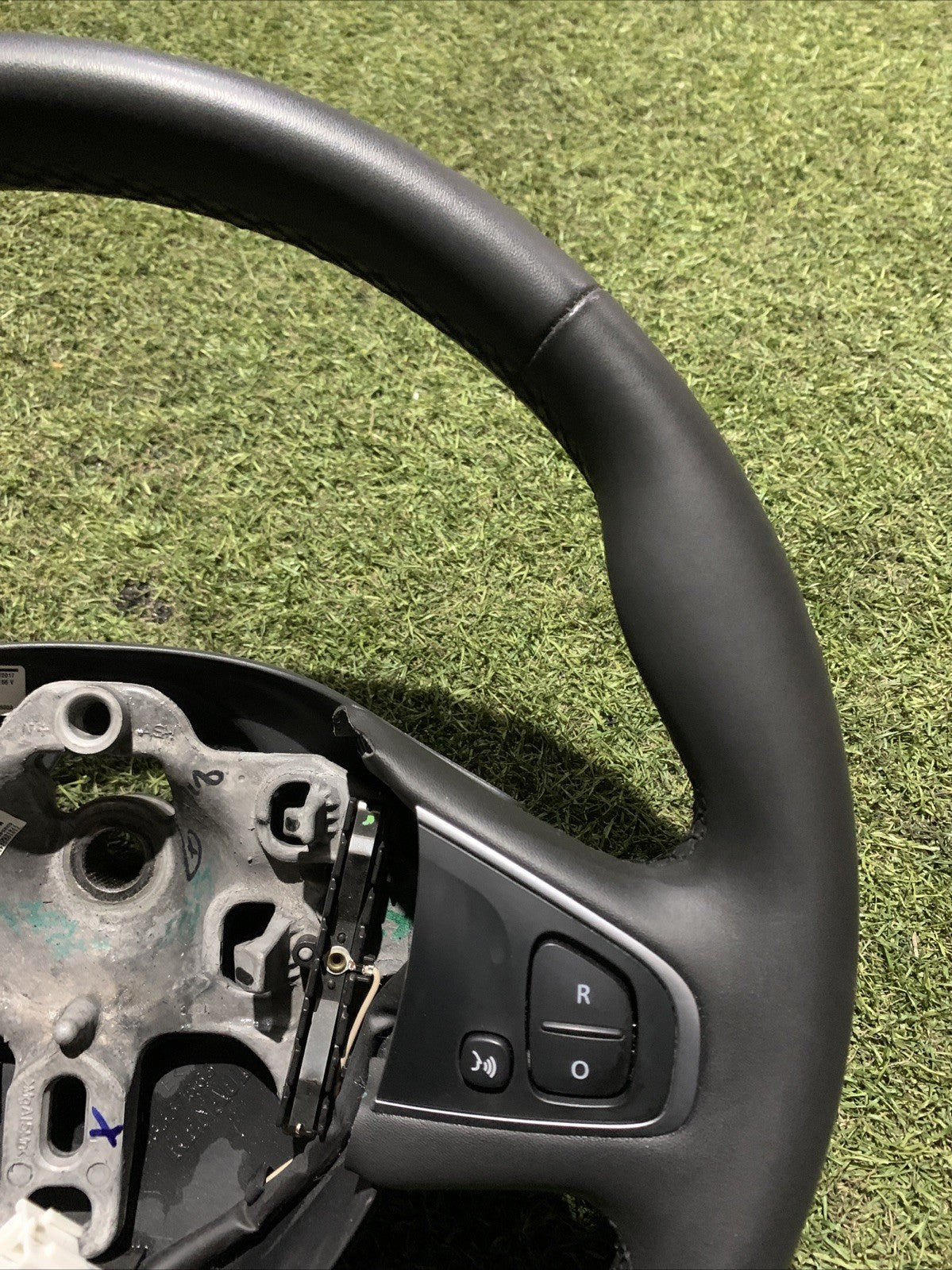 Volante In Pelle Multifunzione Renault Captur 2017 484005387R