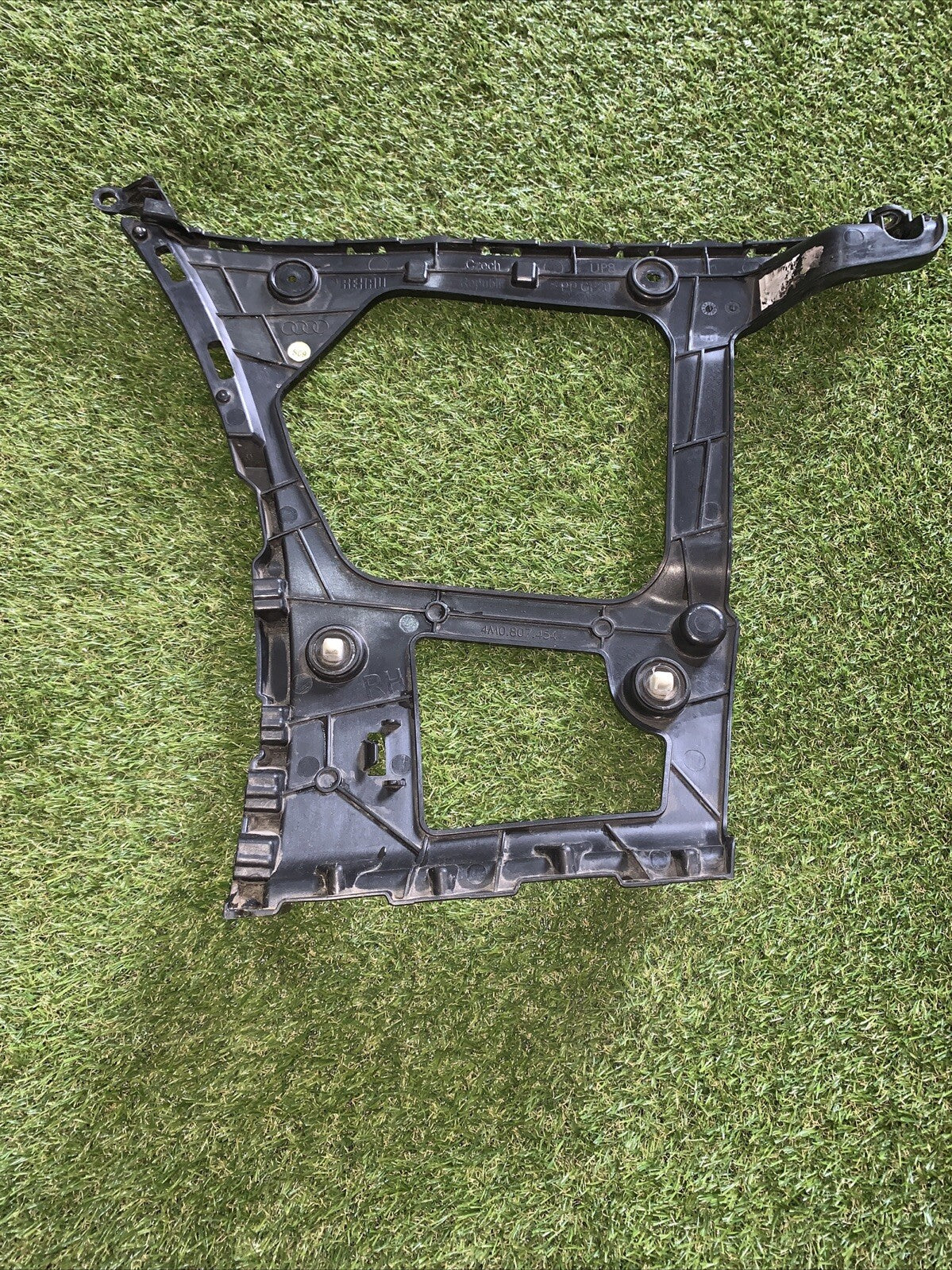 Staffa Paraurti Posteriore Destra Audi Q7 2016 4M0807454