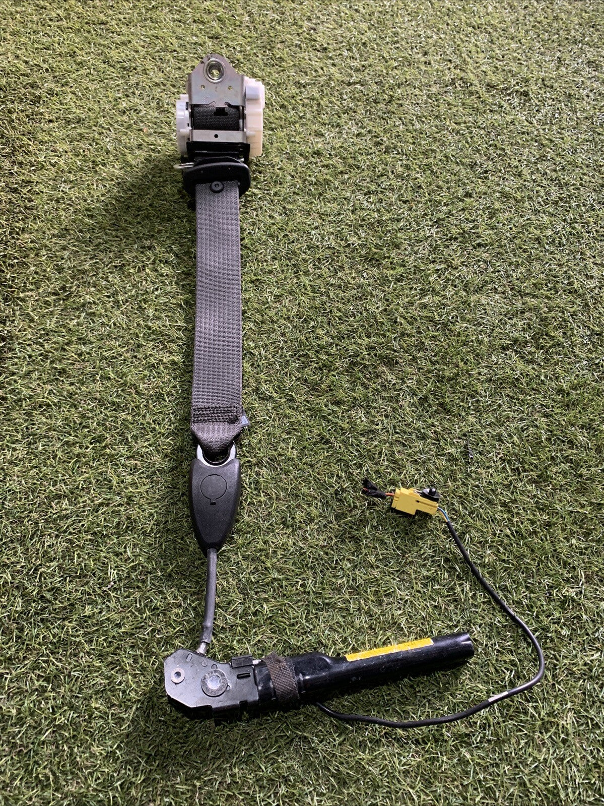 CINTURA DI SICUREZZA ANTERIORE DESTRA PER OPEL Meriva (10/17) 13305706 1325051