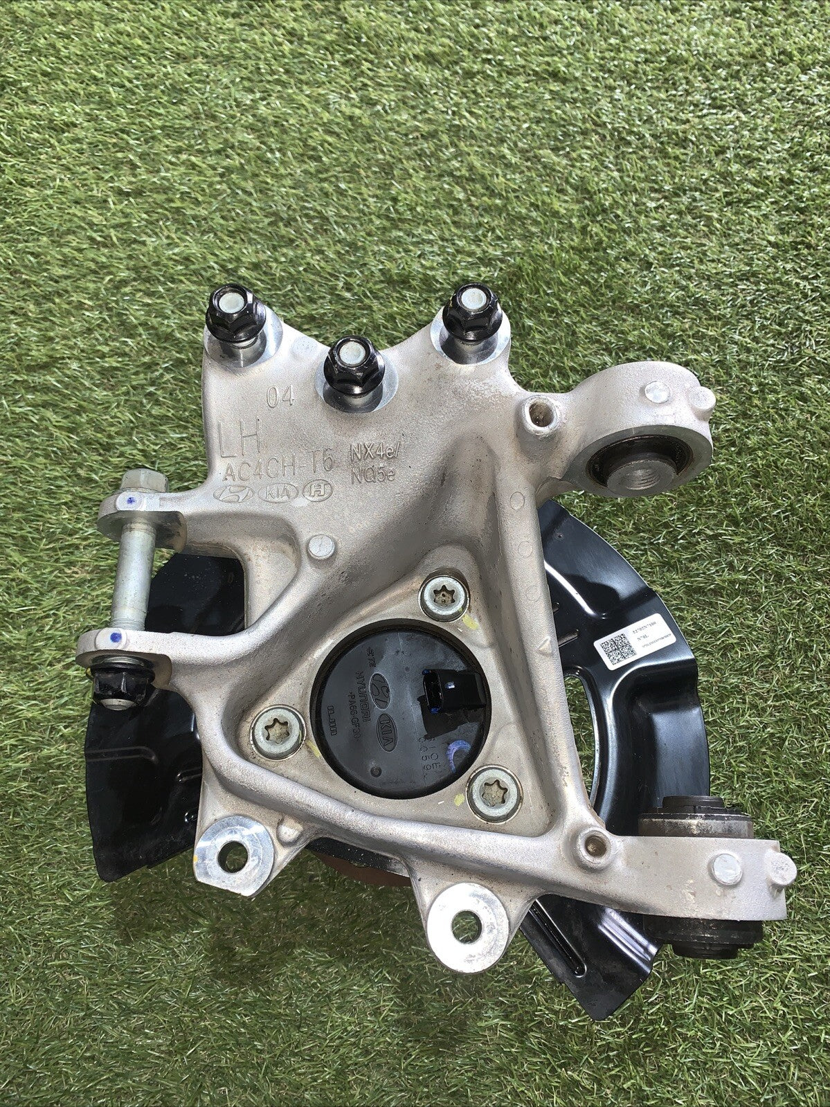 Mozzo Montante Fusello Posteriore Sinistro Kia Sportage 2023 1.6 Hybrid 