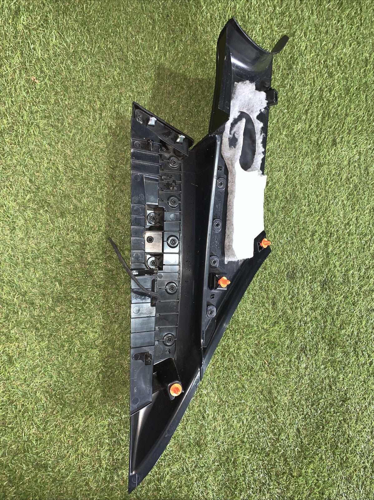 A1776900400 RIVESTIMENTO INTERNO MONTANTE POSTERIORE SUPERIORE SX MERCEDES W177