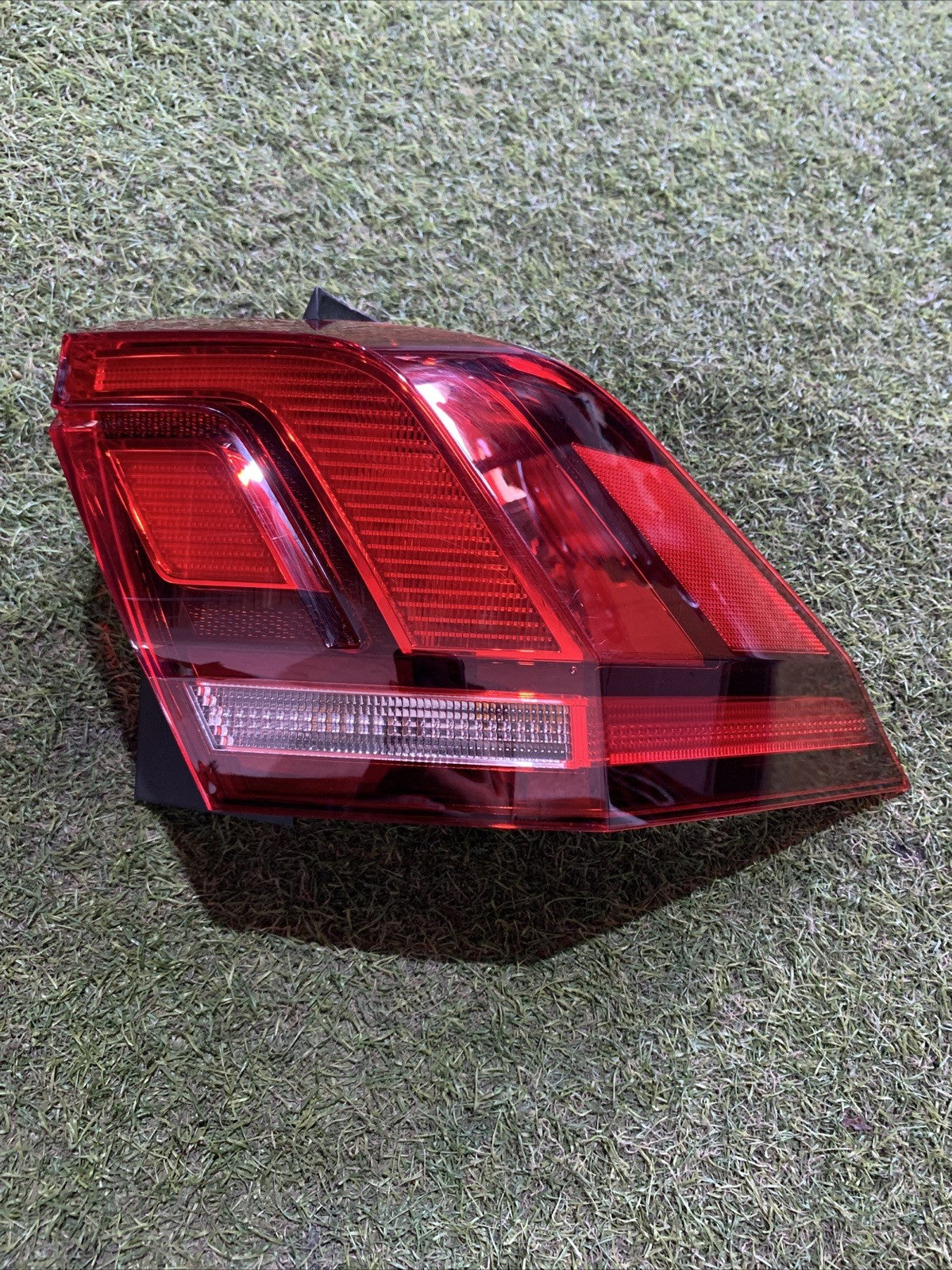 Stop Fanale Posteriore Destro Esterno Volkswagen Tiguan 2023 5NA945096D