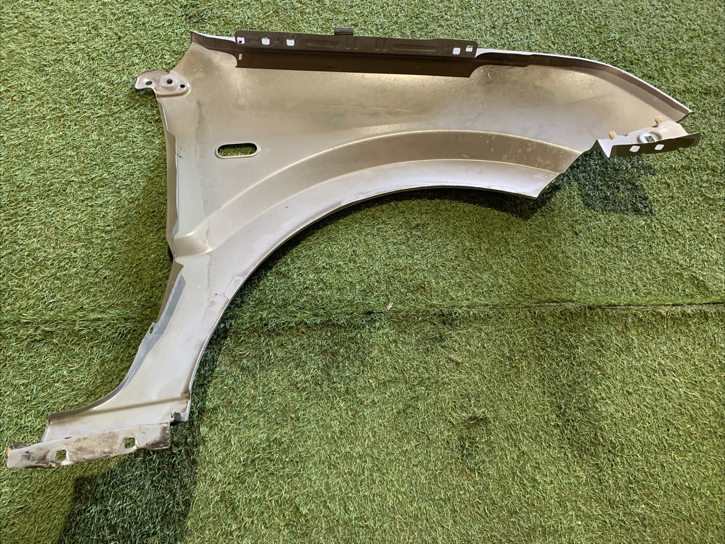 Parafango Anteriore Sinistro Ford Fusion