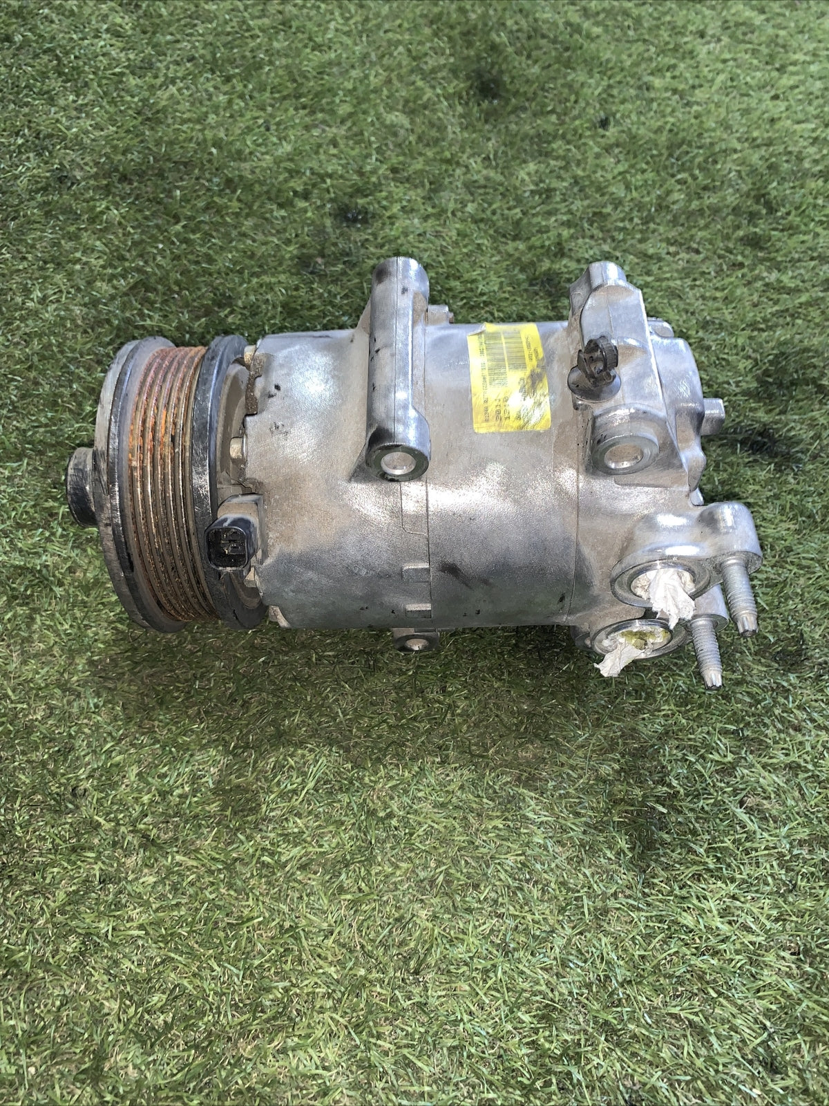 AP31-19D629-AC COMPRESSORE ARIA CONDIZIONATA FORD FIESTA 6 Serie 1.4 Diesel