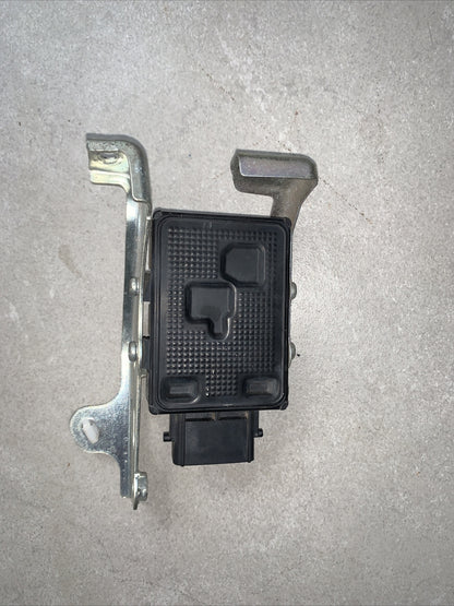 8957134070A CENTRALINA POMPA CARBURANTE TOYOTA Yaris Serie (18) 1497 ben