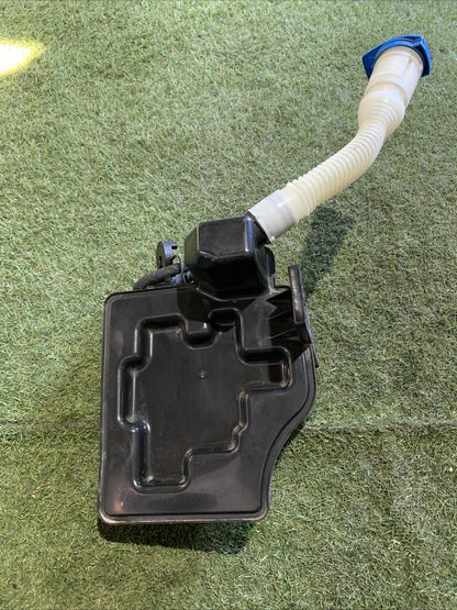 Vaschetta Acqua Tergicristalli Skoda Fabia 2017 1.0 Benzina 6R0955453D