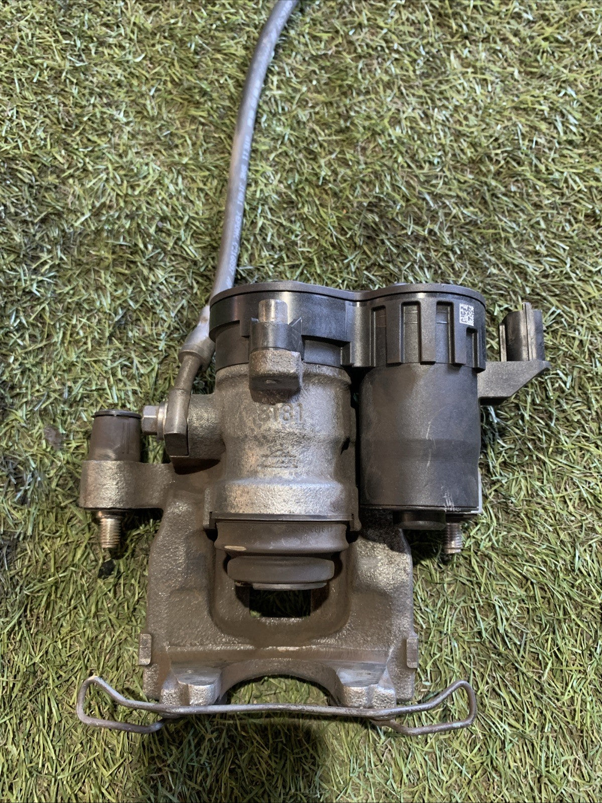 PINZA FRENI ELETTRICA POSTERIORE SINISTRA FORD KUGA 1.5 LX61-2D251-BEB
