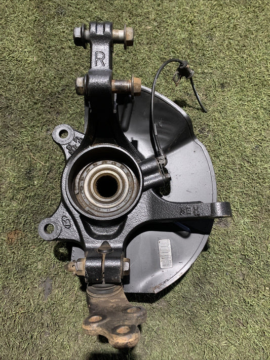 MOZZO MONTANTE FUSELLO ANTERIORE DESTRA HYUNDAI TUCSON 2013-2015 1.7 DIESEL