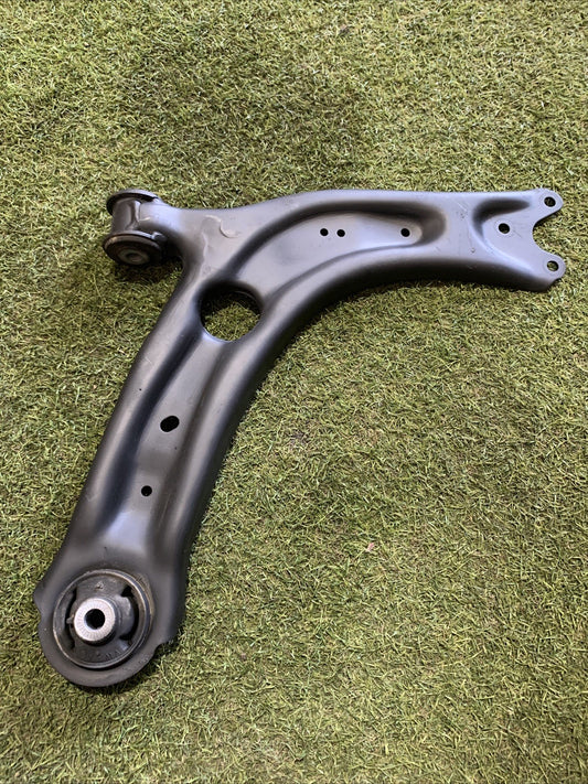 BRACCIO OSCILLANTE ANTERIORE DESTRO DX VOLKSWAGEN TIGUAN (AD1) 3Q0407152P (20 )