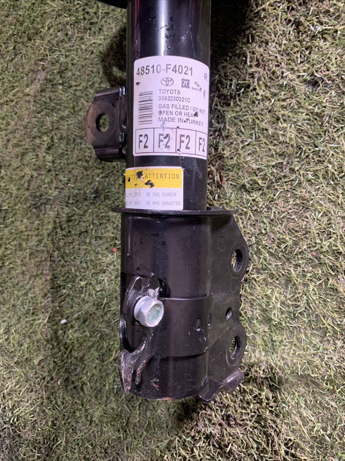 AMMORTIZZATORE ANTERIORE DESTRA TOYOTA C-HR 1.8 HYBRID 48510-F4021 2016-2019