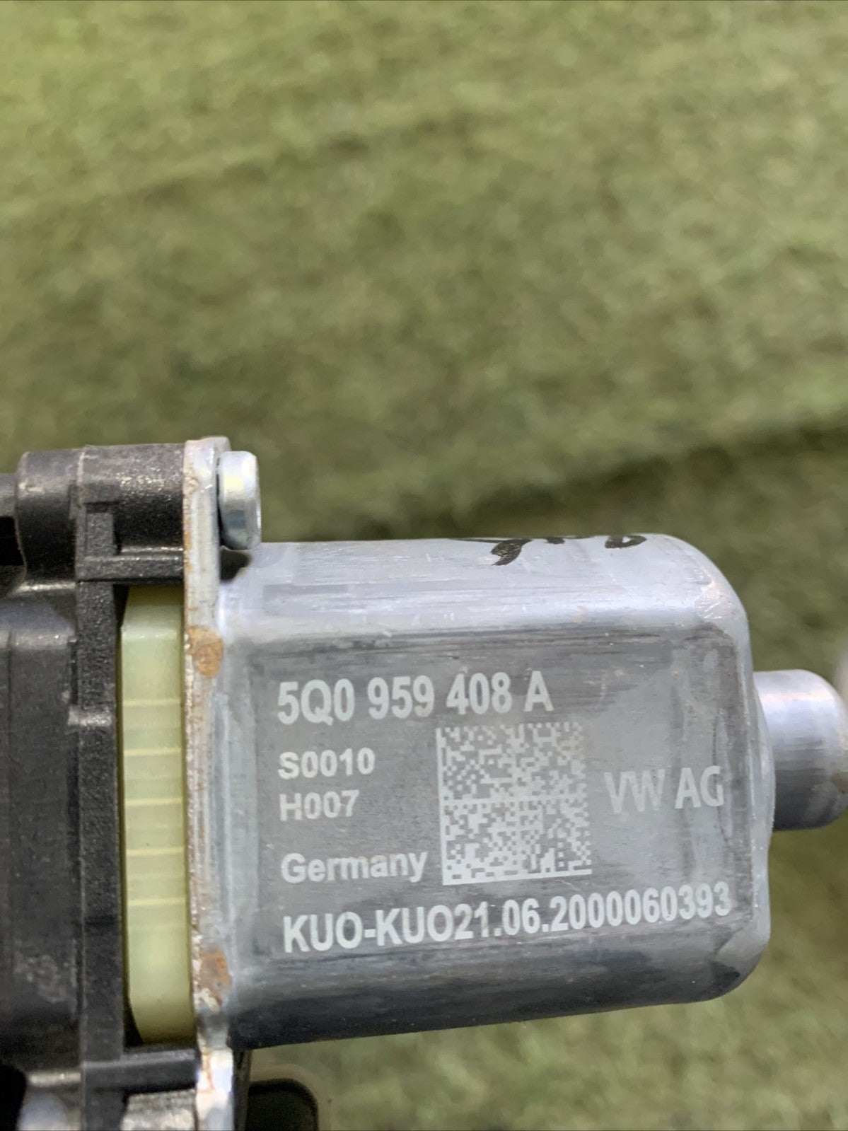 Motorino Alzavetro Posteriore Destro Volkswagen Tiguan 2020 5Q0959408A
