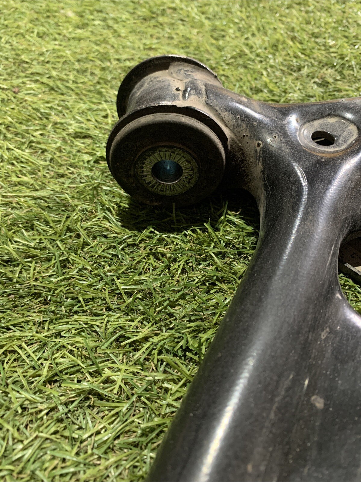 Braccio Oscillante Inferiore Anteriore Destra Volkswagen Golf 8 2.0 Benzina