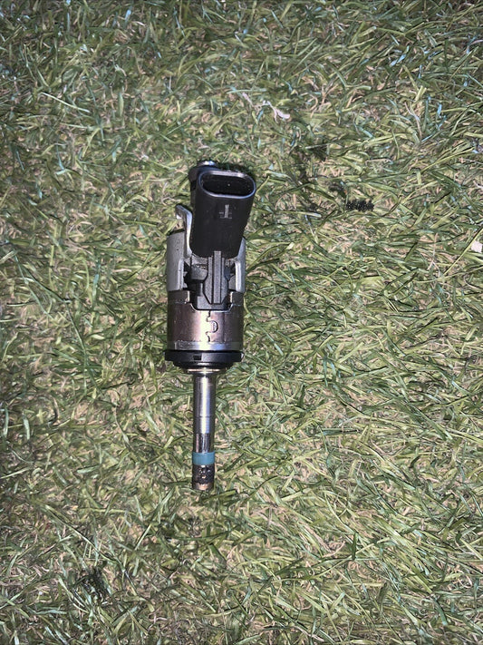 Iniettore Audi Q3 2020 2.0 Benzina 06N906036A