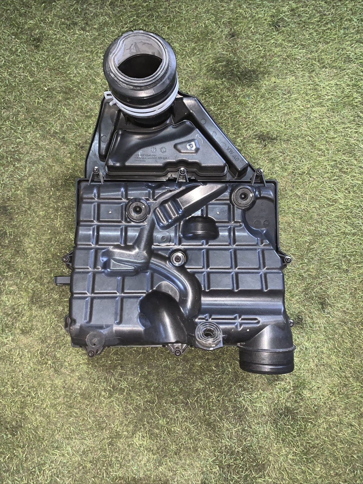 SCATOLA FILTRO ARIA  VOLKSWAGEN  T CROSS 1.0 TSI  04C129601M