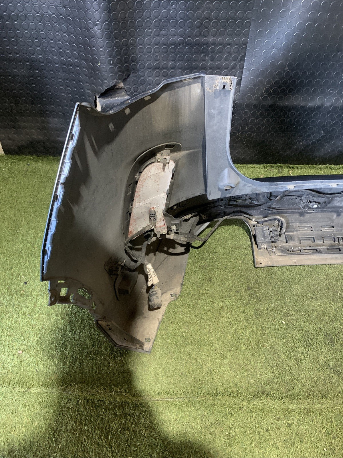 PARAURTI POSTERIORE CON SENSORI DI PARCHEGGIO FORD KUGA 2020 ST LINE