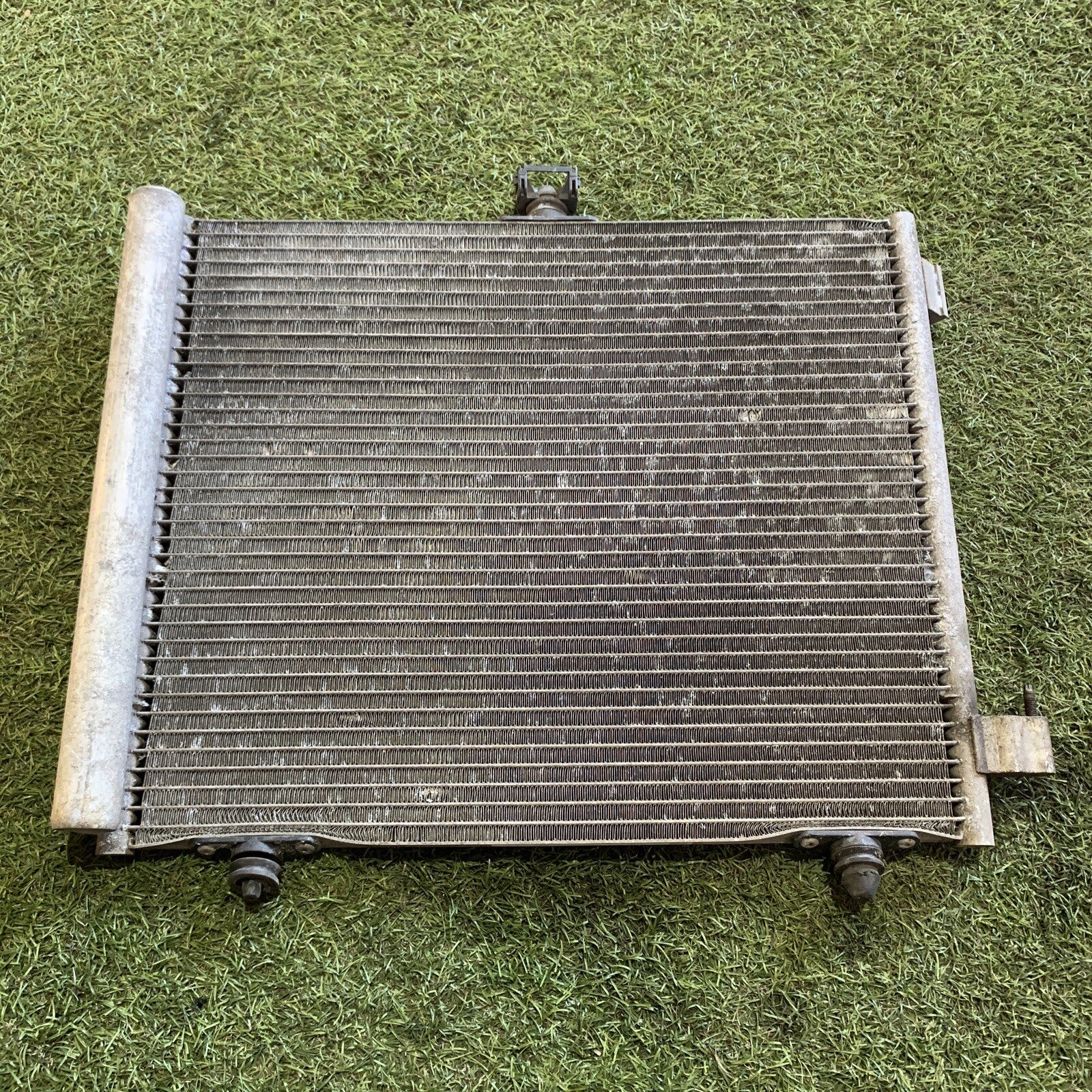 Radiatore aria condizionata condensatore PEUGEOT 207 CITROEN C3 2005 9653035980